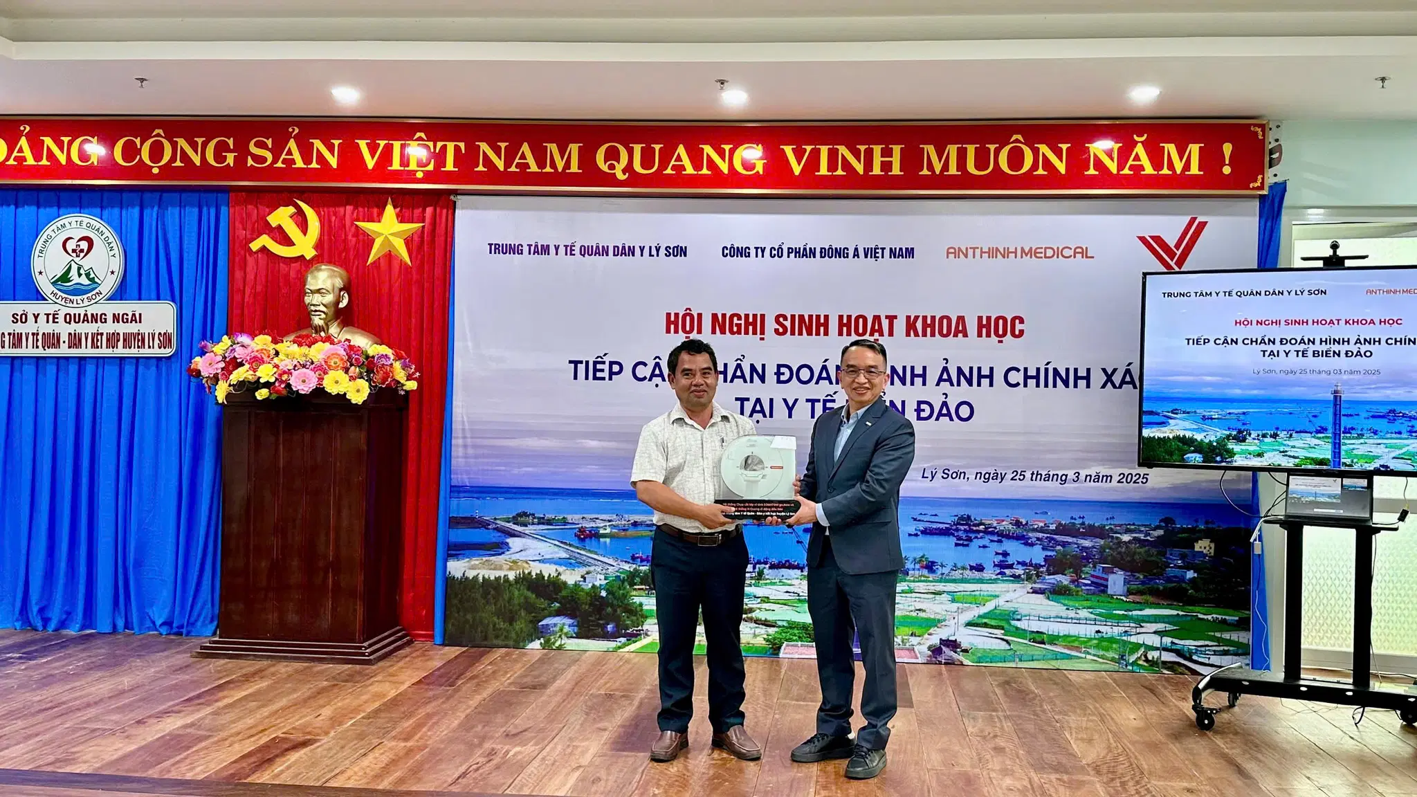 Giảm thiểu chi phí, tối đa hóa dịch vụ chăm sóc: Đột phá chăm sóc sức khỏe cho đảo Lý Sơn